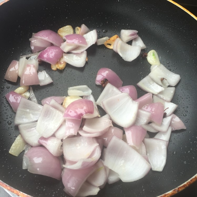 洋葱烧豆腐步骤7
