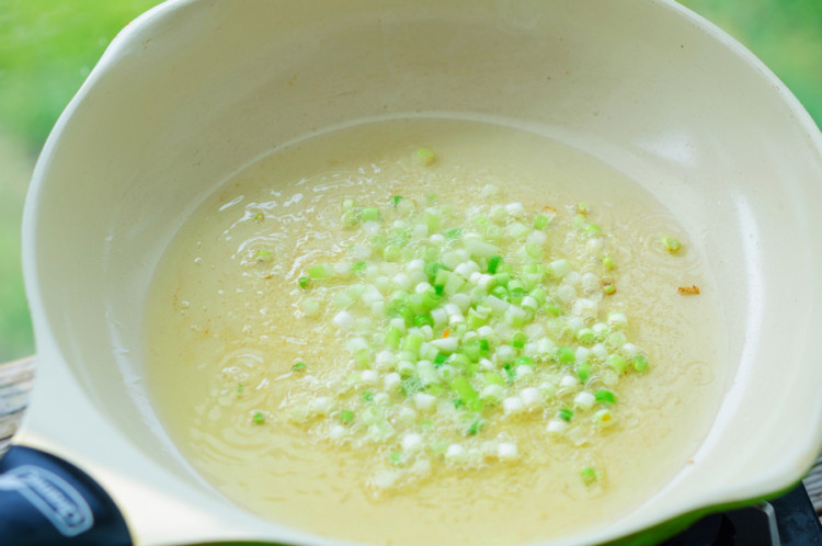 葱香豆渣步骤3
