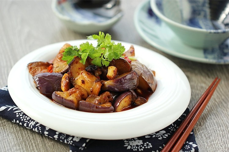 老干妈烧茄子步骤7