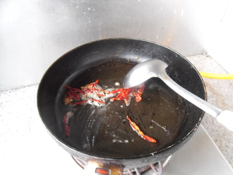 醋熘白菜步骤6