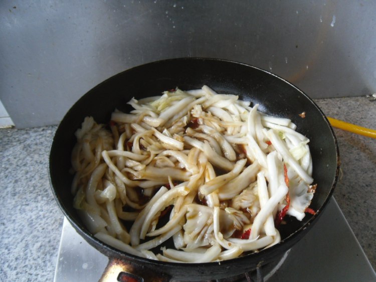 醋熘白菜步骤9