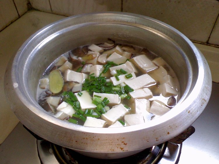 香菇豆腐汤步骤6