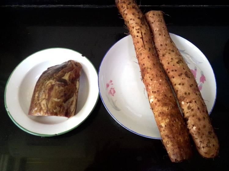 无油版腊肉炖山药步骤1