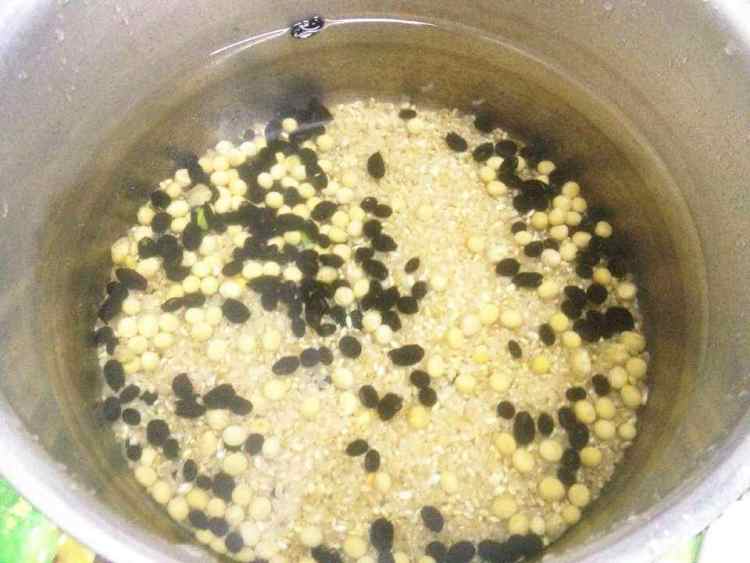 糙米茶粥步骤3