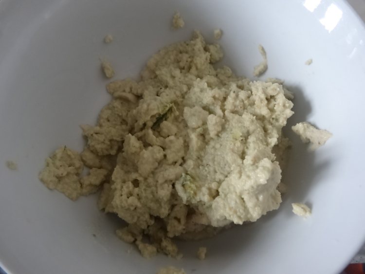 毛豆豆渣饼步骤2