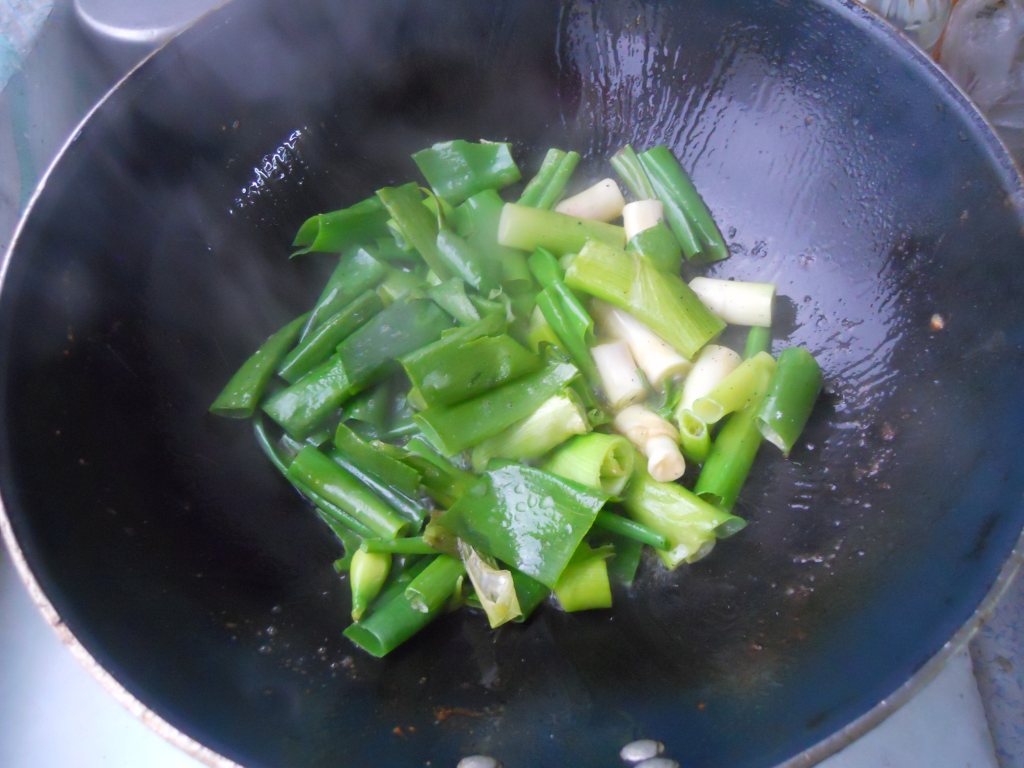 家常葱烧豆腐步骤4