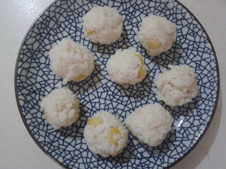 玉米米饭球步骤6