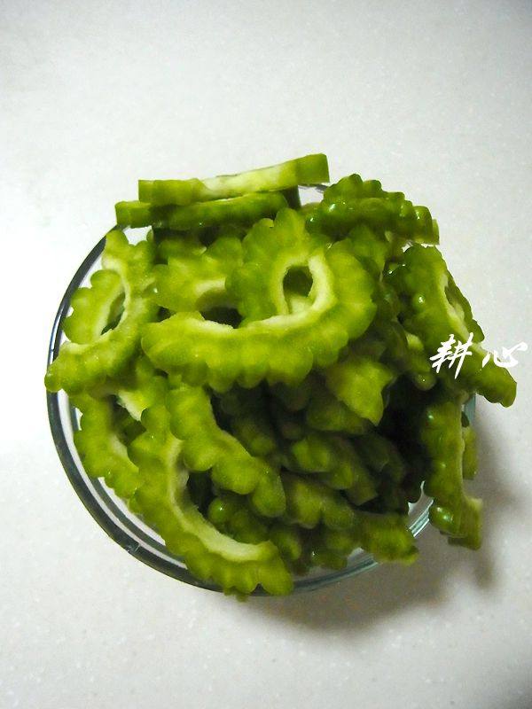 苦瓜香菇排骨汤步骤7