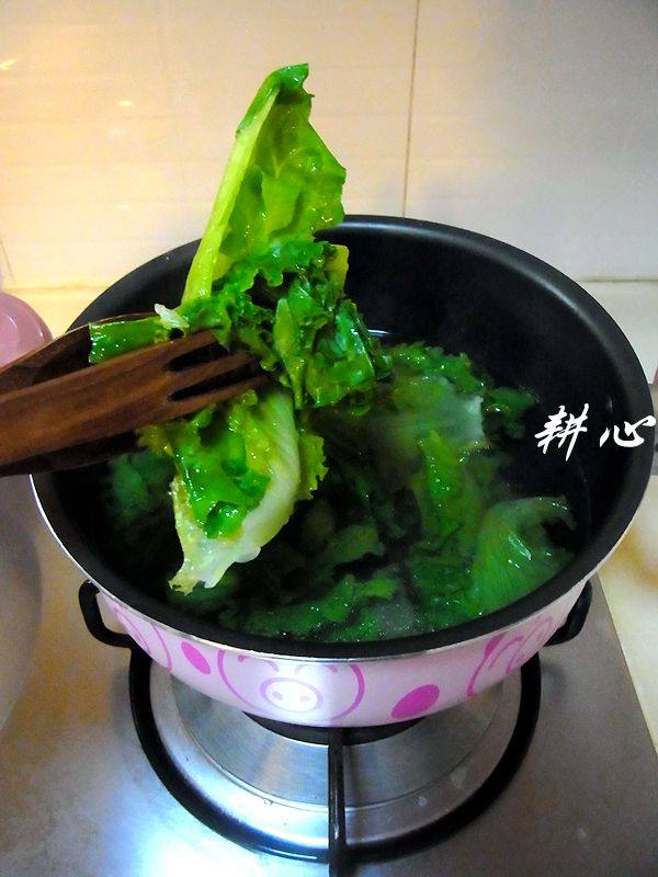 鲍汁螺片生菜步骤7