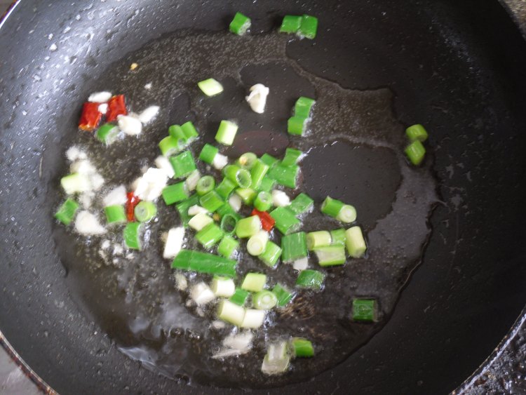 爆炒腐竹油菜步骤5