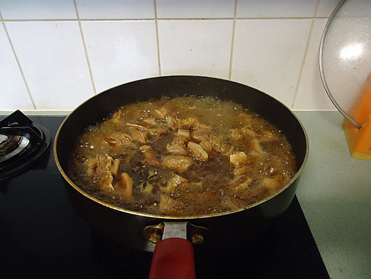 牛腩焖土豆步骤9