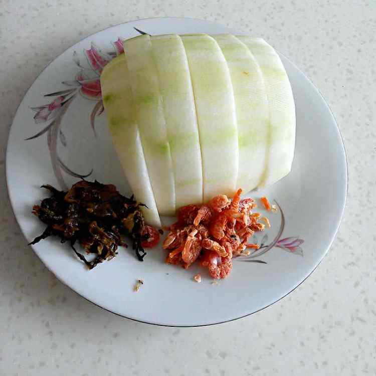 虾米酸菜冬瓜步骤1