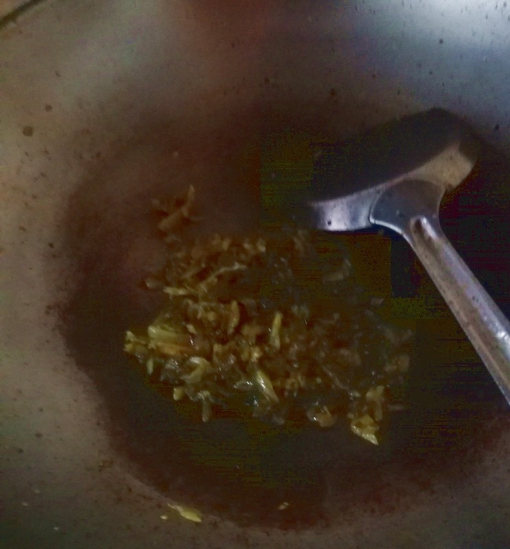 雪菜豆干步骤5