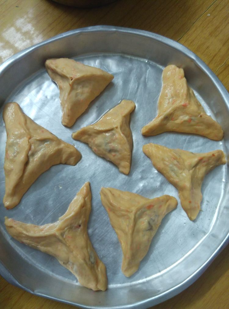 胡萝卜香菇三角包步骤25