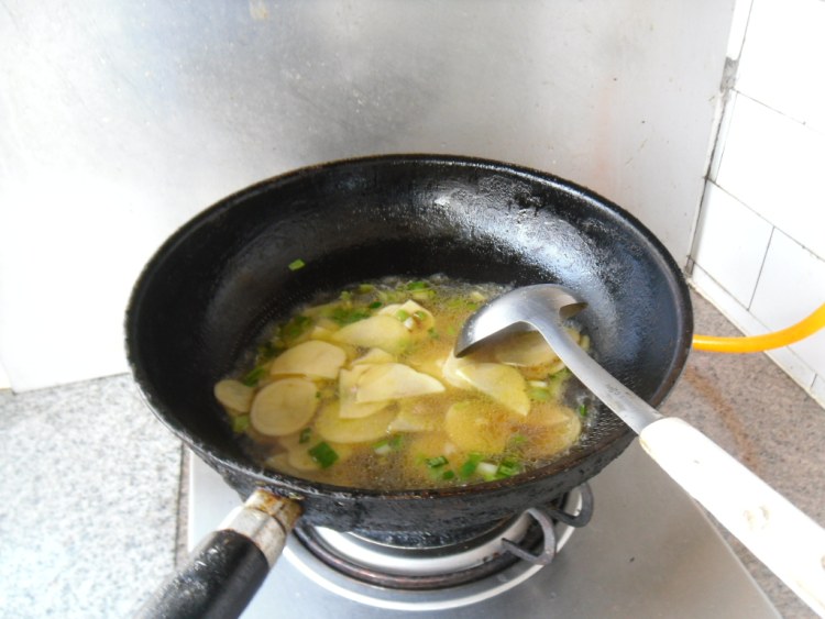 鲜汤土豆片步骤6