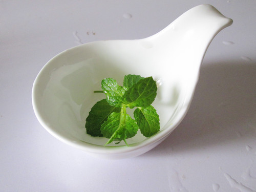 薄荷柠檬蜂蜜饮步骤3
