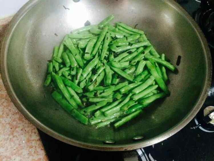 干菜四季豆步骤6