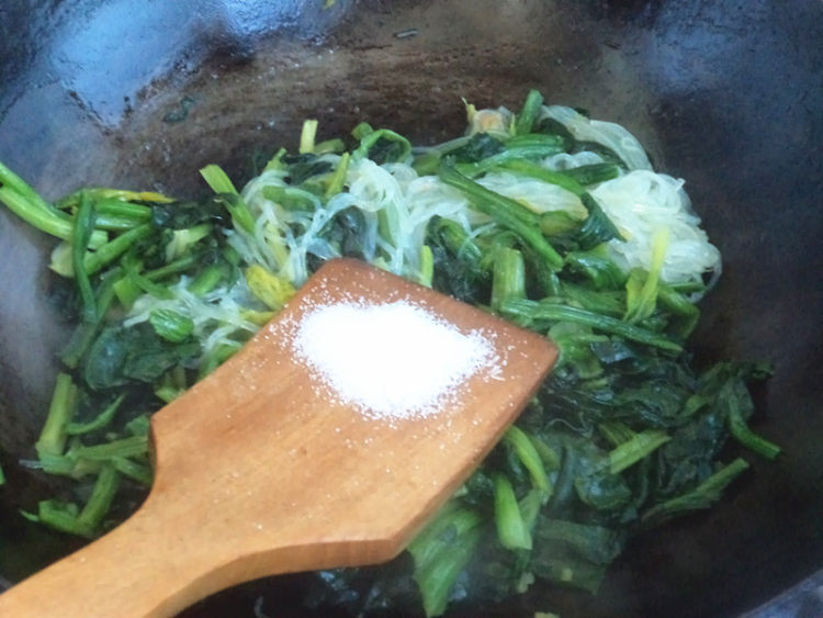 菠菜粉丝步骤9