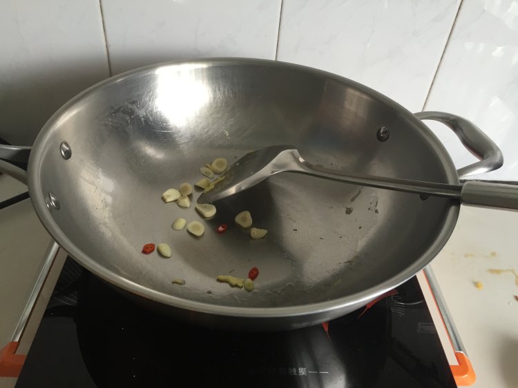 丝瓜木耳炒鸡蛋步骤4