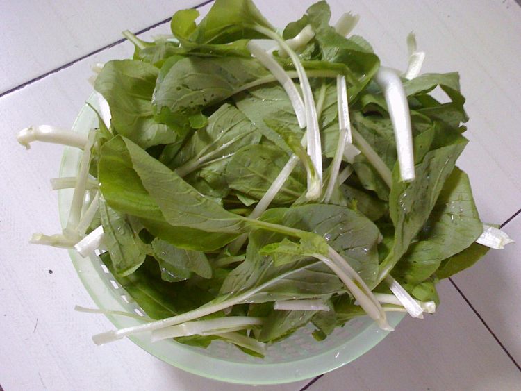 蒜蓉青菜步骤1