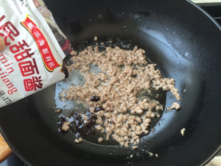 牛肉酱黄瓜步骤5
