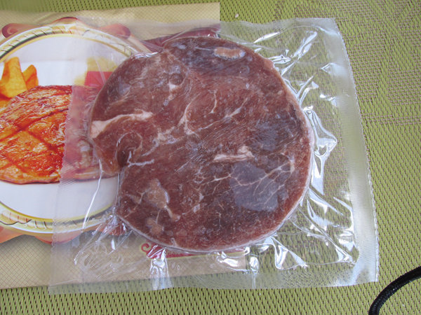 【手工美食】菲力牛排步骤1