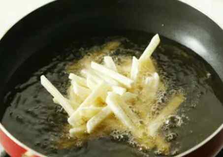 香酥椒盐土豆条步骤3
