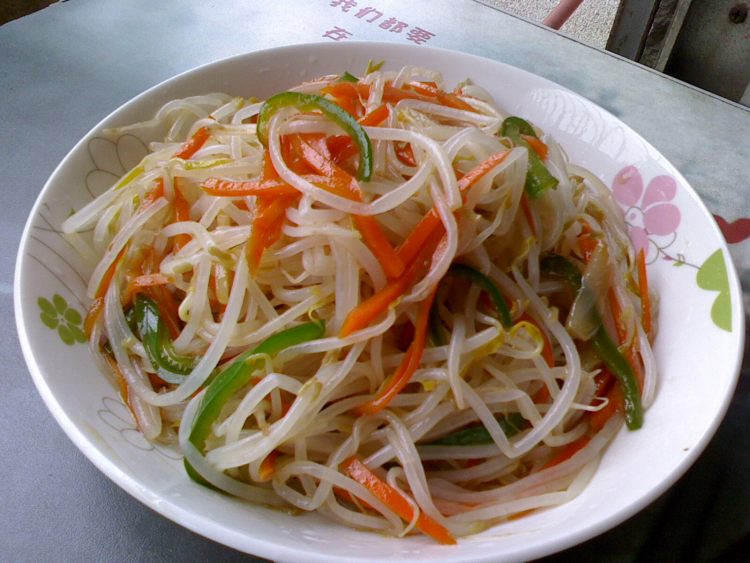 香拌豆芽菜步骤7