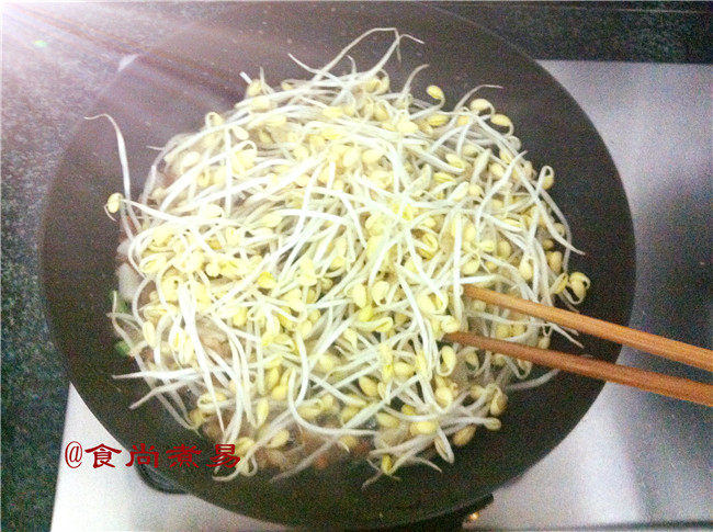 肉末炒黄豆芽步骤6