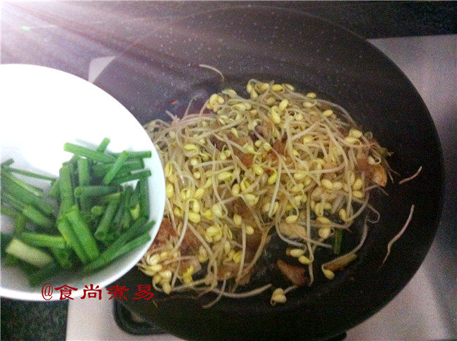 肉末炒黄豆芽步骤9
