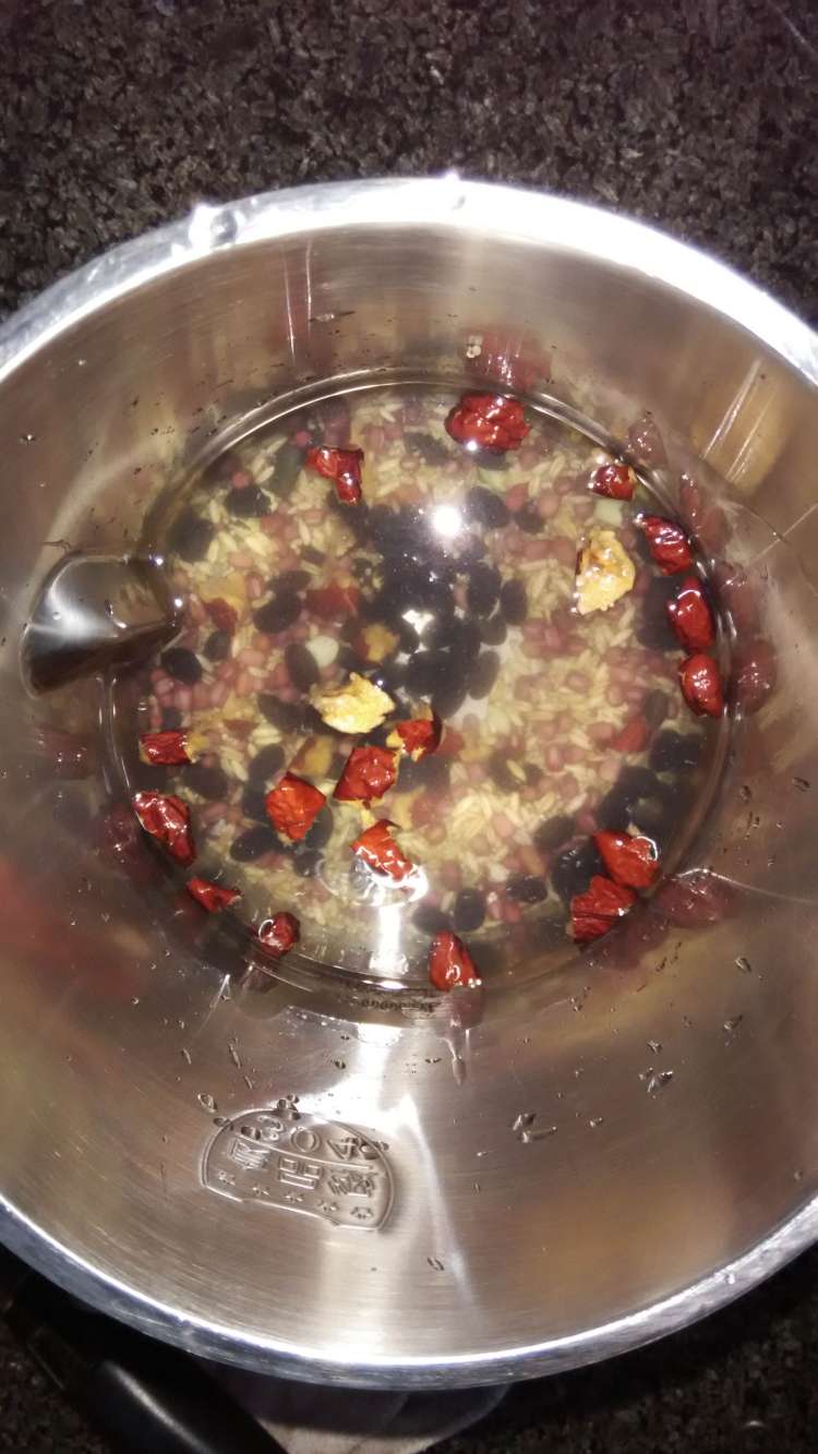 燕麦红枣豆浆步骤6