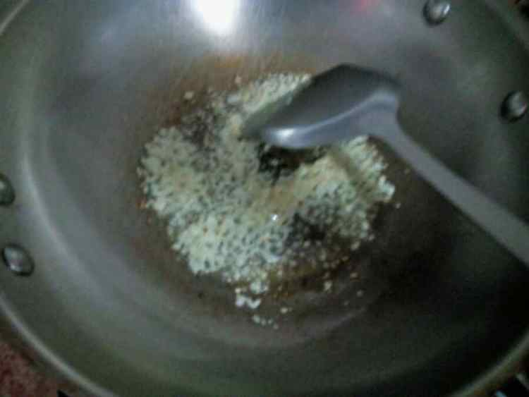 香菇滑蚕豆米步骤2
