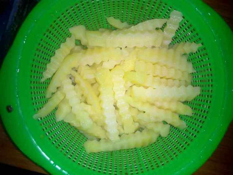 香辣狼牙土豆步骤6