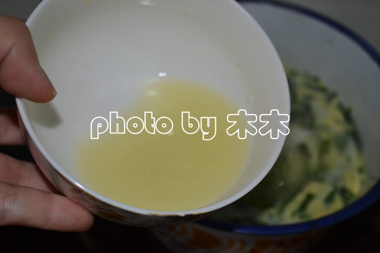 菠菜蛋花汤步骤5