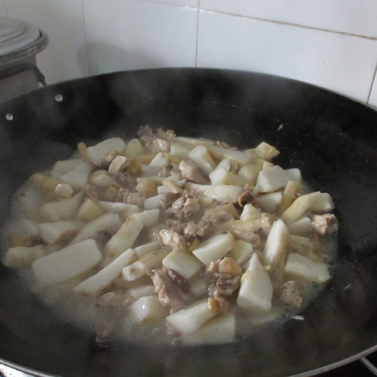 山药烧鸡肉步骤7
