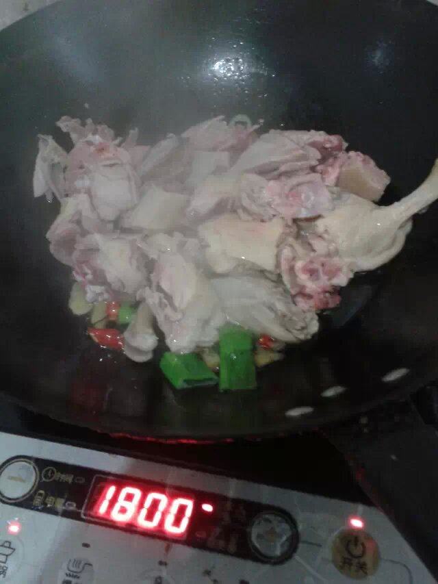 土豆炖鸭步骤8 土豆炖鸭步骤8