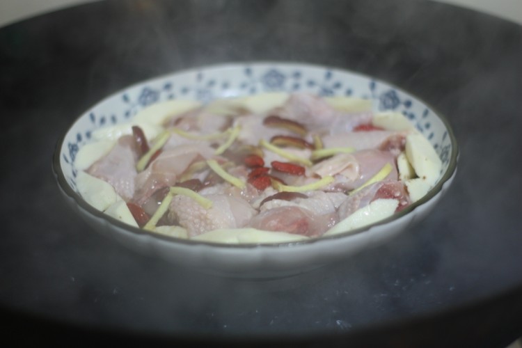 药膳蒸鸡步骤6