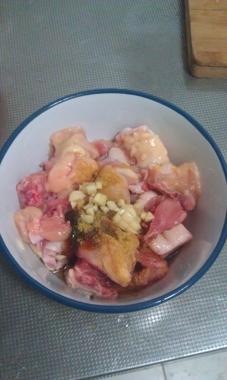南瓜蒸鸡肉步骤1