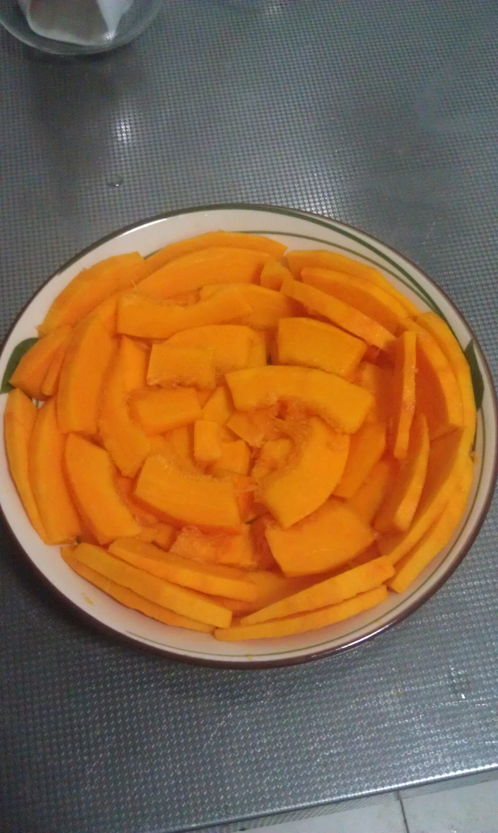 南瓜蒸鸡肉步骤2