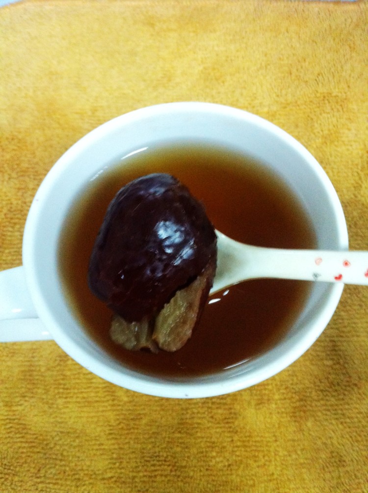沙参玉竹红枣茶步骤4