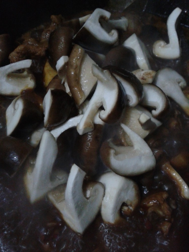 芋头烧鸡步骤11