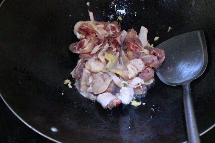 香菇滑鸡步骤6