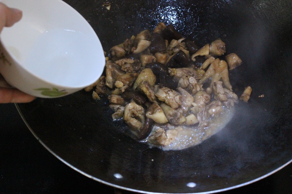 香菇滑鸡步骤9
