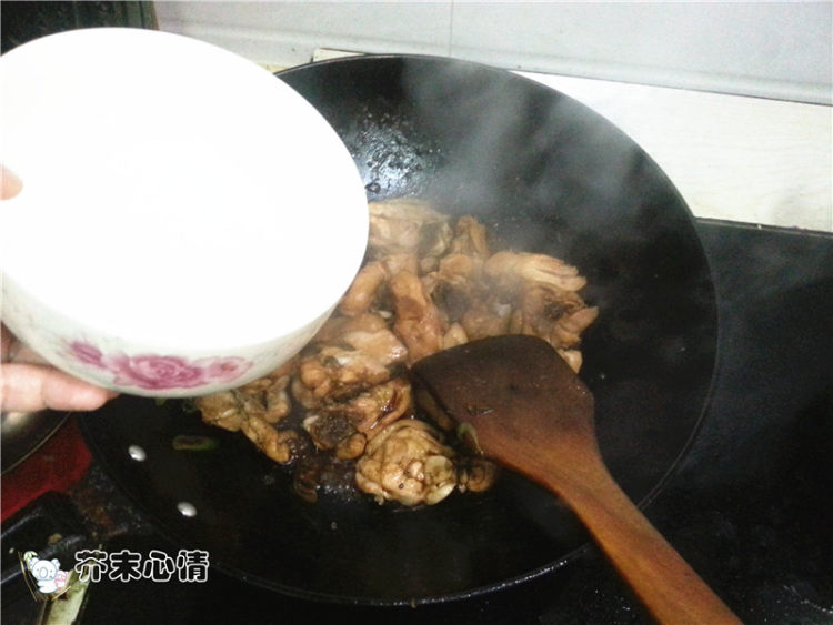 木耳山药鸡步骤9