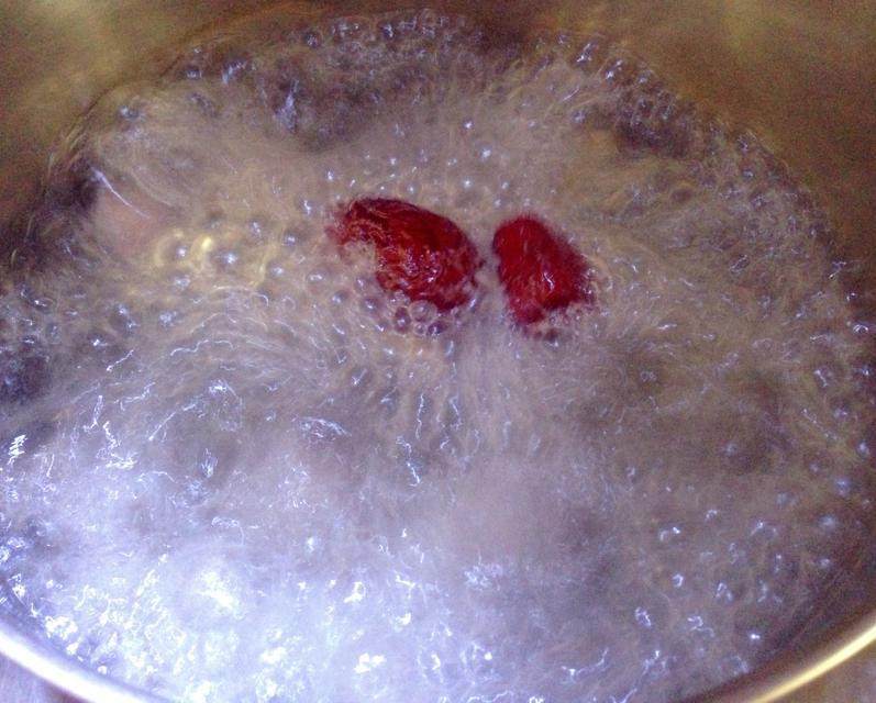 花旗参瘦肉汤步骤6