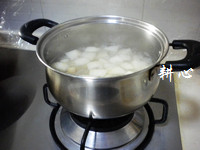 雪蛤莲子梨子糖水步骤7