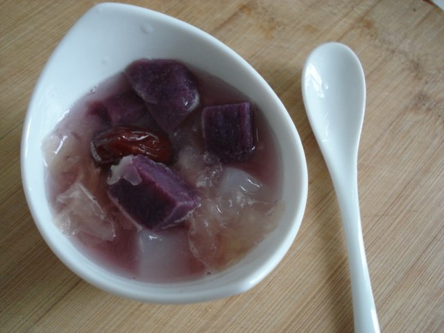 紫薯银耳粥步骤6