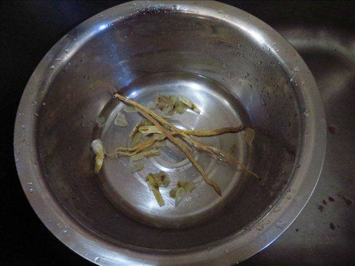 山药炖脊骨步骤2