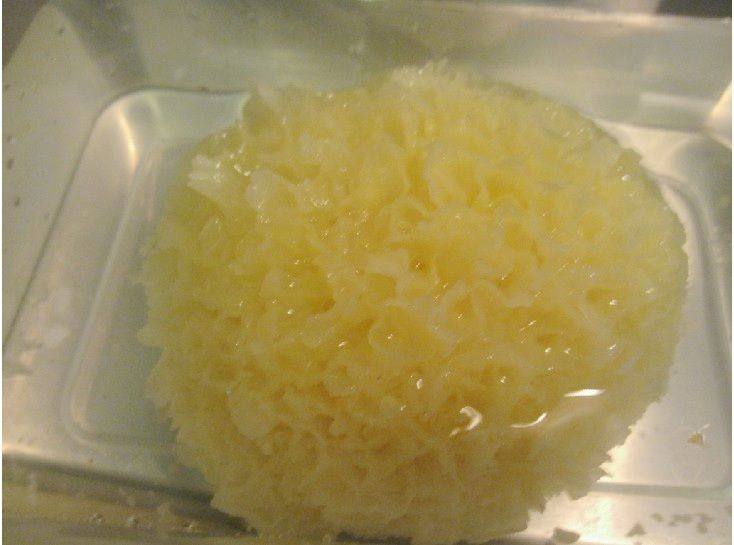 香菇银耳溜鸡腿肉步骤4