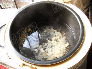 红豆栆银耳羹步骤4